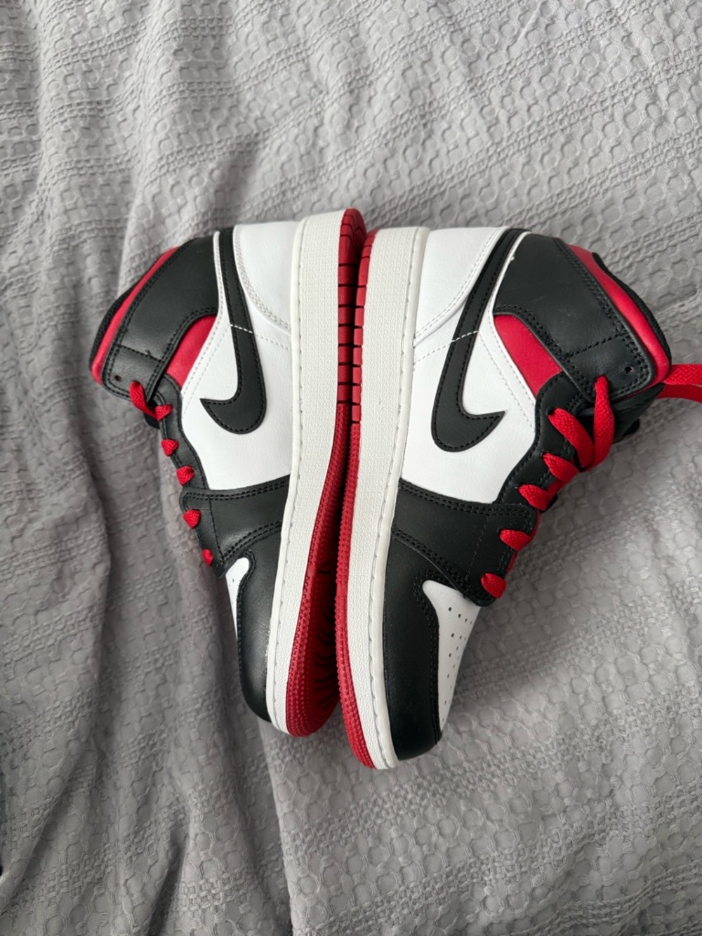 Nike Air Jordan 1 Mid White Black Red Sneakers - Picture 8 of 8